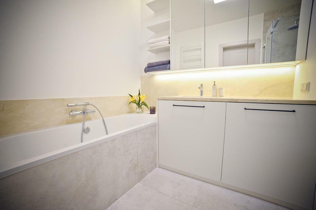 Luna Apartment Deluxe Gdańsk Eksteriør billede